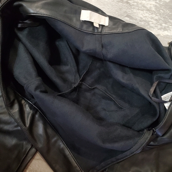 Meshki Shayla Skinny Faux Leather High-Rise Split Pant in Black Women's L. 29". - Picture 12 of 15